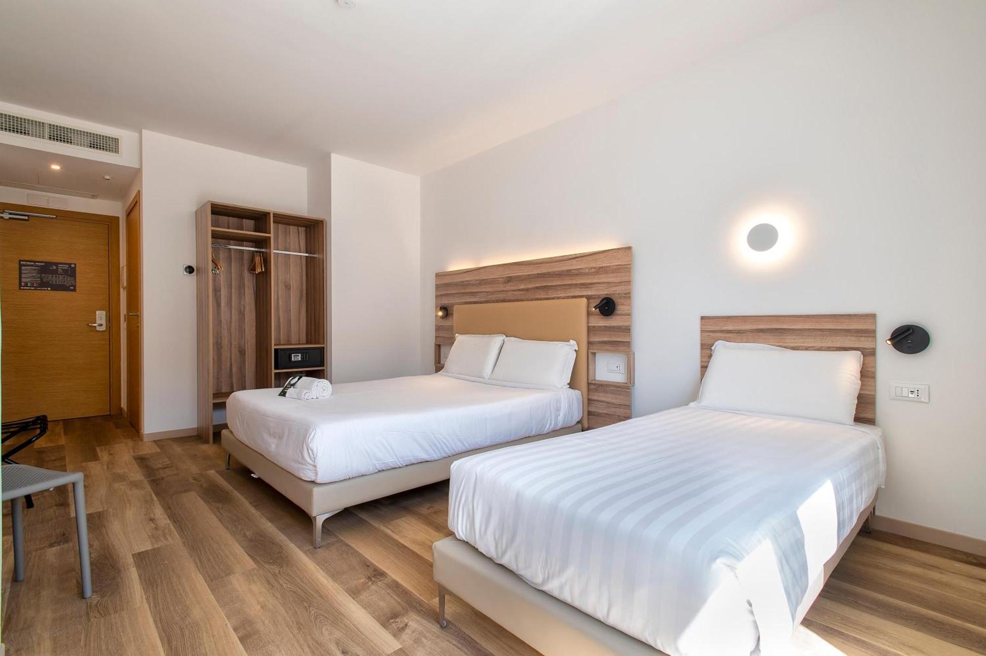 B&B Hotel Sassari Buitenkant foto