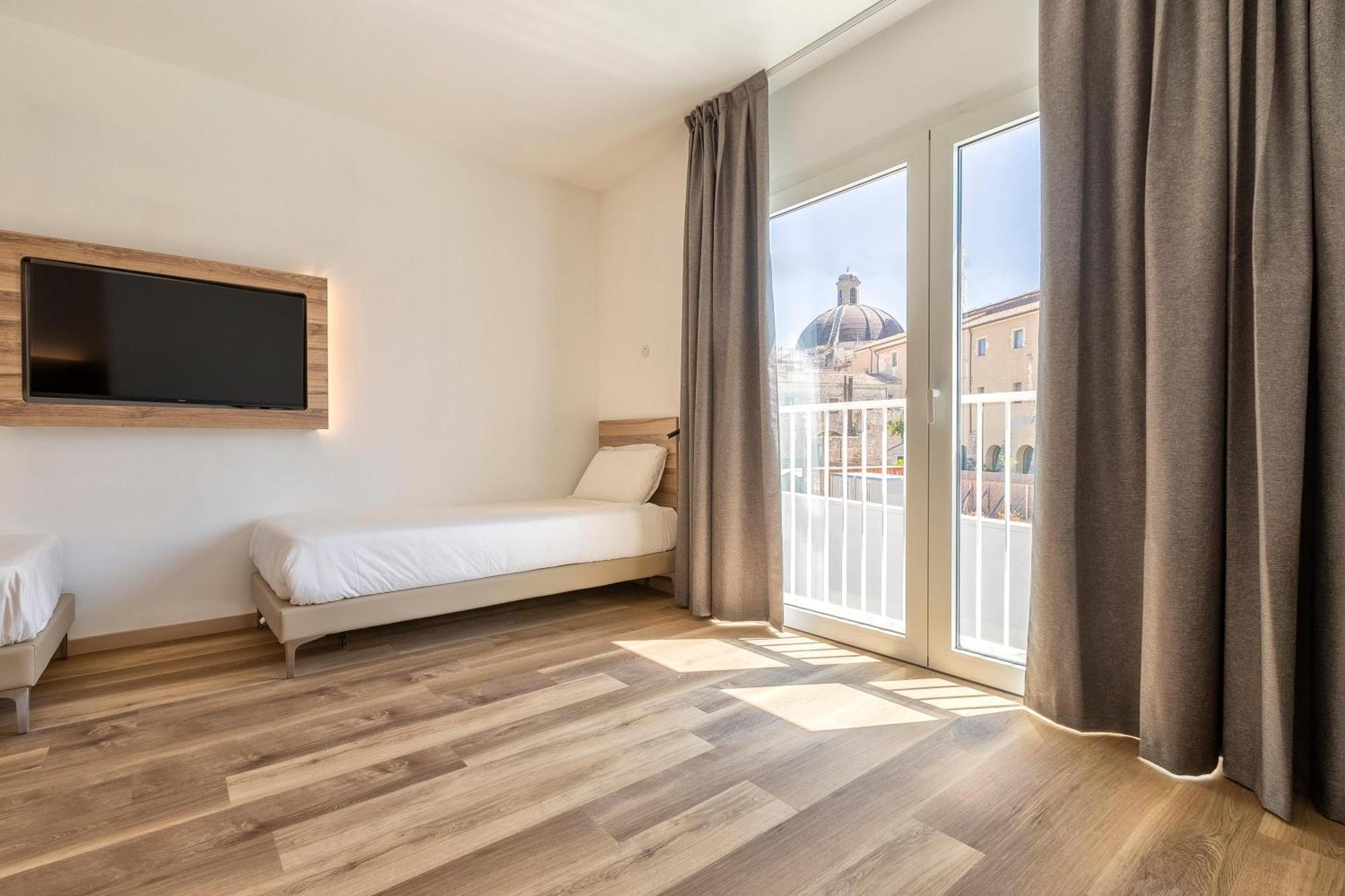 B&B Hotel Sassari Buitenkant foto
