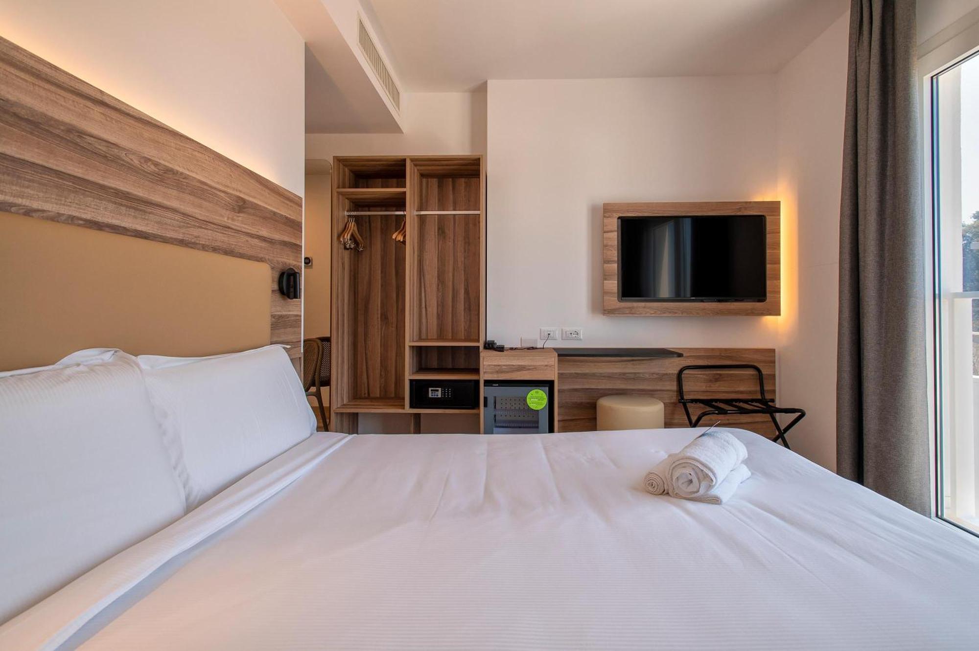 B&B Hotel Sassari Buitenkant foto